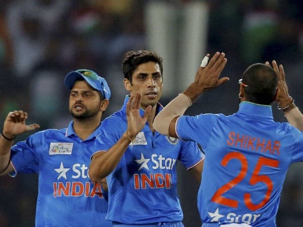 India thrash Bangladesh to win Asia Cup T20