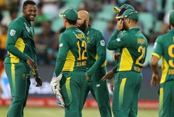 Proteas bowl first in 3rd ODI