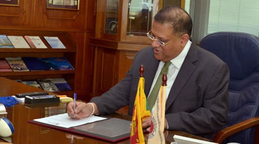 Central Bank clarifies on new Governor, currency notes issue