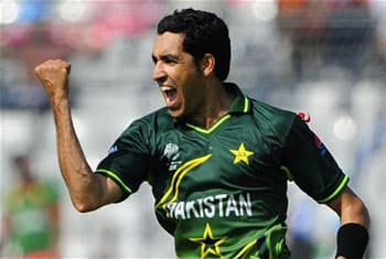 Pakistan thrash Sri Lanka in 3rd ODI