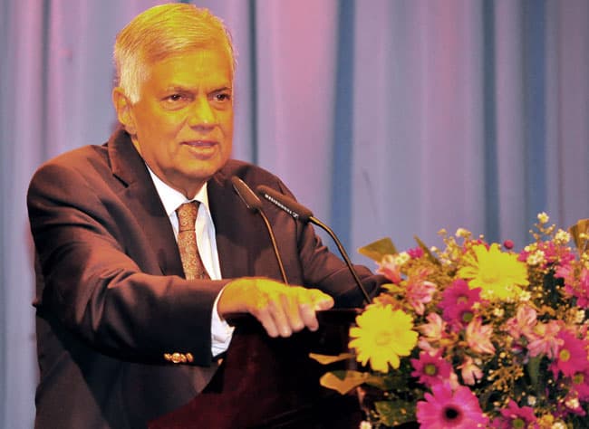 PM expresses intent to appear before Bond Commission