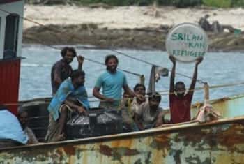 Navy arrest 88 persons attempting to sail abroad
