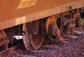 Cargo train derails between Hali-Ela and Demodara