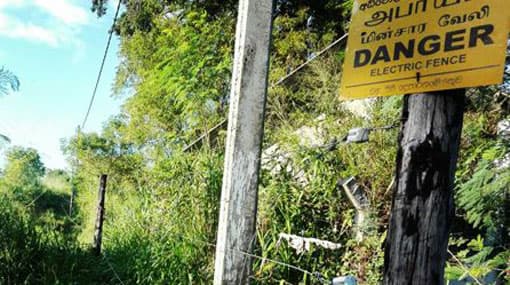 Navy erects solar powered electric fence in Sooriyawewa