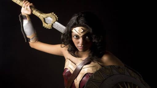 Wonder Woman Gal Gadot backs mocked Sri Lankan cosplayers