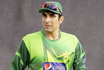Pakistan win the toss and elect to bat in final ODI