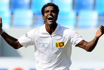 Bangladesh restricted to 232 in 1st Test