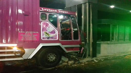 Sleep deprived driver collides with tollbooth on Southern expressway