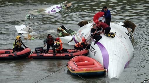 At least nine killed as TransAsia plane crashes