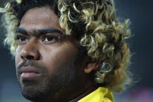 Murali, Malinga discourage asylum seekers from sea journeys