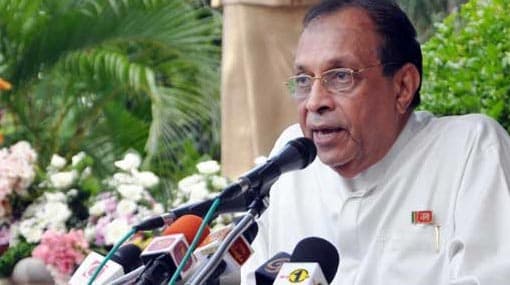 Karu warns of threat to democracy