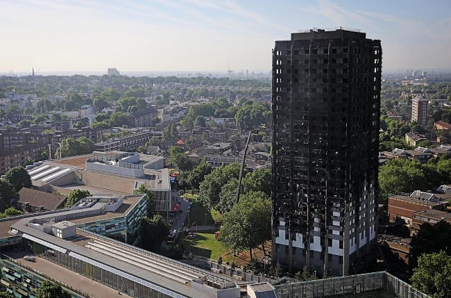 Grenfell Tower: 79 presumed dead in London fire