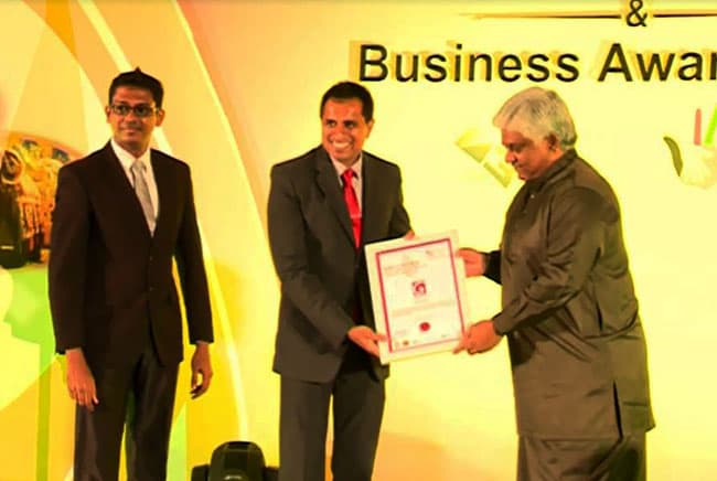Derana wins Best Employer Brand Award 2016