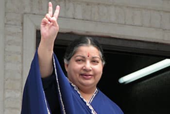 Karunanidhi is covering up his betrayal of Tamils - Jayalalithaa