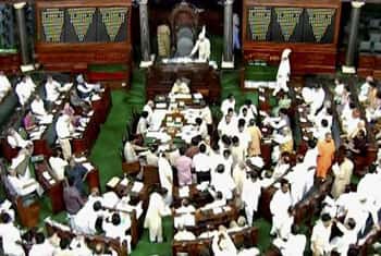 Indian Parliament disrupted over Sri Lanka issue