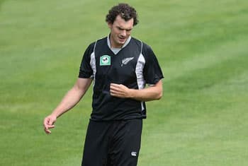 New Zealand opt to bowl in 1st ODI