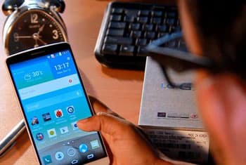LG G3 Review on Derana Tech Guru - Episode 11