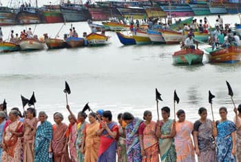 Indian fishermen threaten to seek ‘asylum’ in Sri Lanka