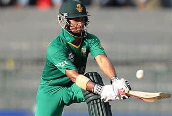 South Africa sets 116 run target for Sri Lanka