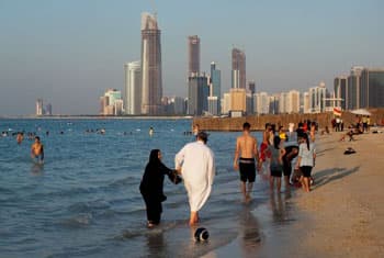 Sri Lankan jailed for ‘molesting’ 3-year-old at beach