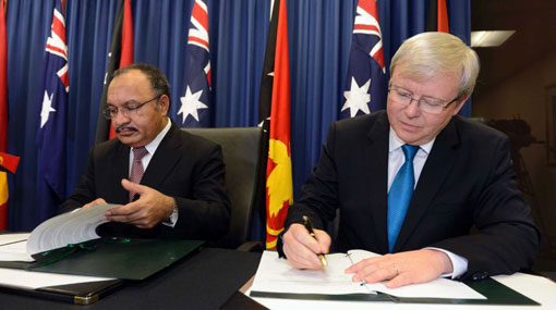 Australia to send all asylum seekers arriving by boat to PNG