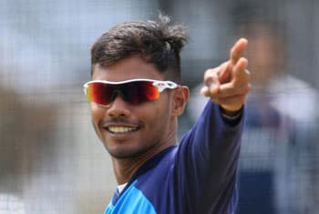 Dhananjaya de Silva to replace Kusal Perera