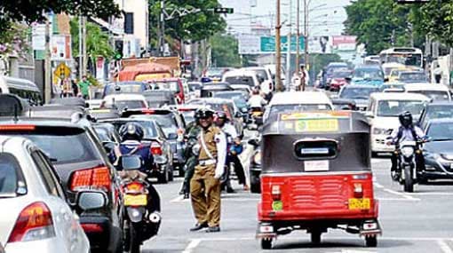 Dumping waste near Kotikawatta sparks protest