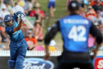 Black Caps beat Sri Lanka by 108 runs in 5th ODI