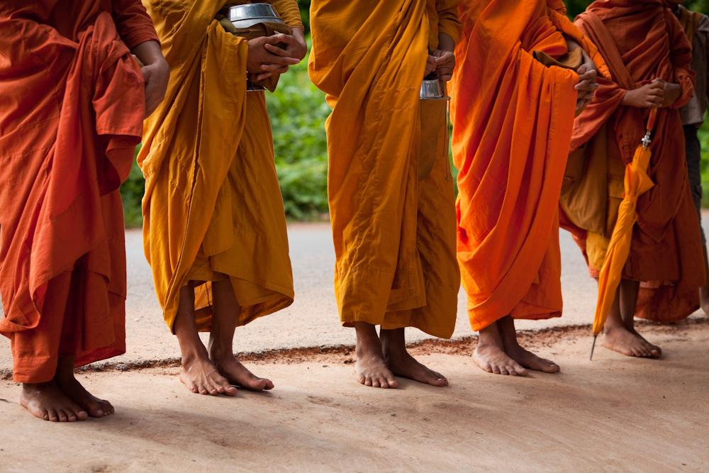 Maha Nayaka Theros hold special meeting