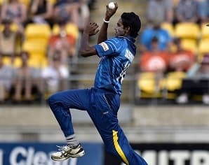 Clarke wins toss, Australia to bat 1st against Sri Lanka