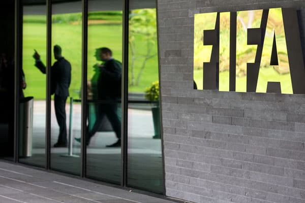 Fifa corruption: Swiss extradite first official to US