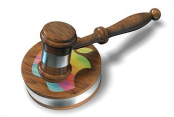 Man views porn using Safari, files lawsuit against Apple