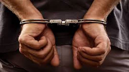 Two arrested for possession of heroin