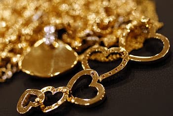 Lankan maid jailed for stealing gold jewellery