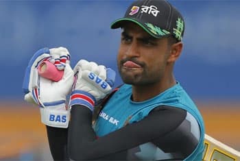 Tamim, Shakib fire Bangladesh to 324