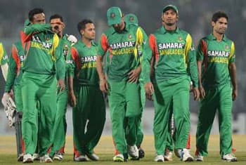 Bangladesh opt to bowl in 1st ODI
