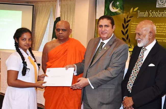 Pakistan awards Jinnah Scholarships to 170 Sri Lankan students