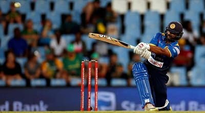 Sri Lanka take unassailable 2-0 lead, win second T20I by 2 two wickets
