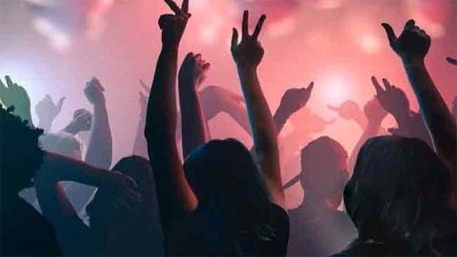 28 arrested with narcotics at party organised via Facebook