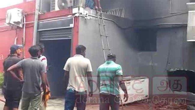 Death toll in Thalawathugoda restaurant fire increases to three