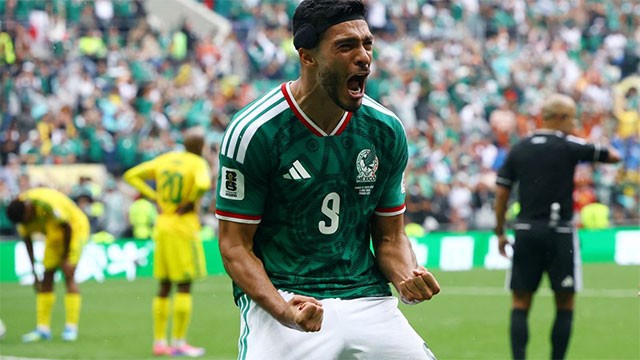 Mexico beat South Africa in Football World Cup opener