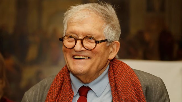 Revolutionary British artist David Hockney dies aged 88