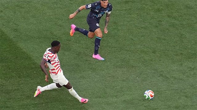 USA cruises past Paraguay in World Cup opener