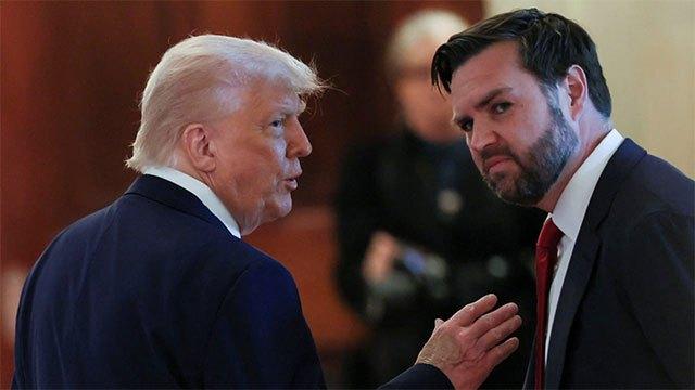 US-Iran pact signed, US official says