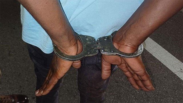 Five arrested in Pulmoddai over attempt to sell rare stone for Rs. 20 million