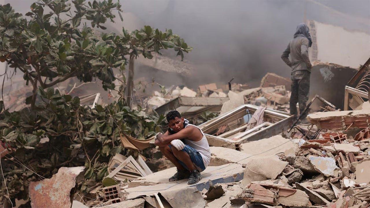 Foreign rescue teams reaching quake-hit Venezuela where 589 dead, many missing