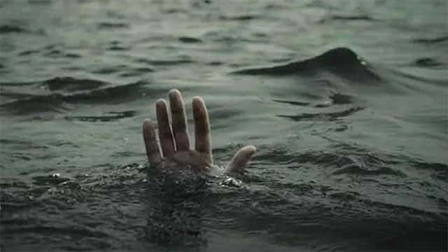 Three schoolboys drown after raft overturns in Wanathawilluwa