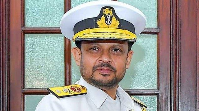 Vice Admiral Damian Fernando assumes duties as 27th Navy Commander