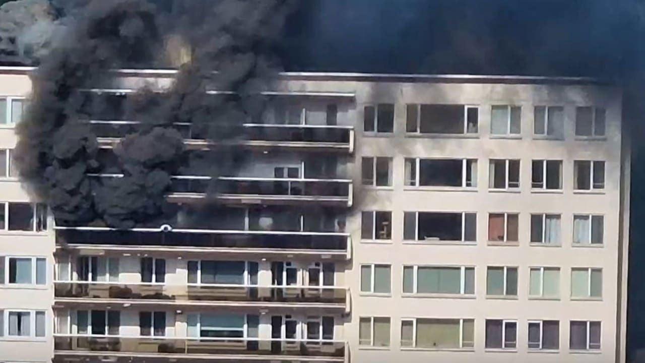 At least 5 people killed in fire in Antwerp apartment tower