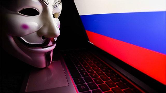 Russian hackers steal UK government logins